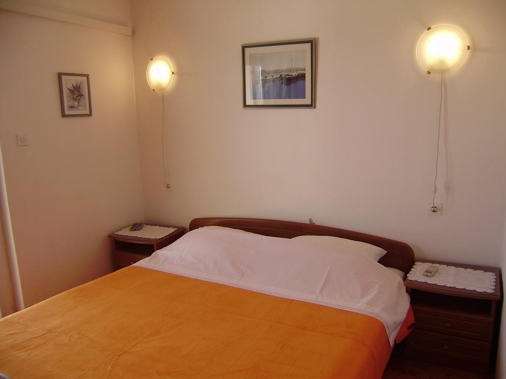 Apartment Lenka Zavala Zimmer foto